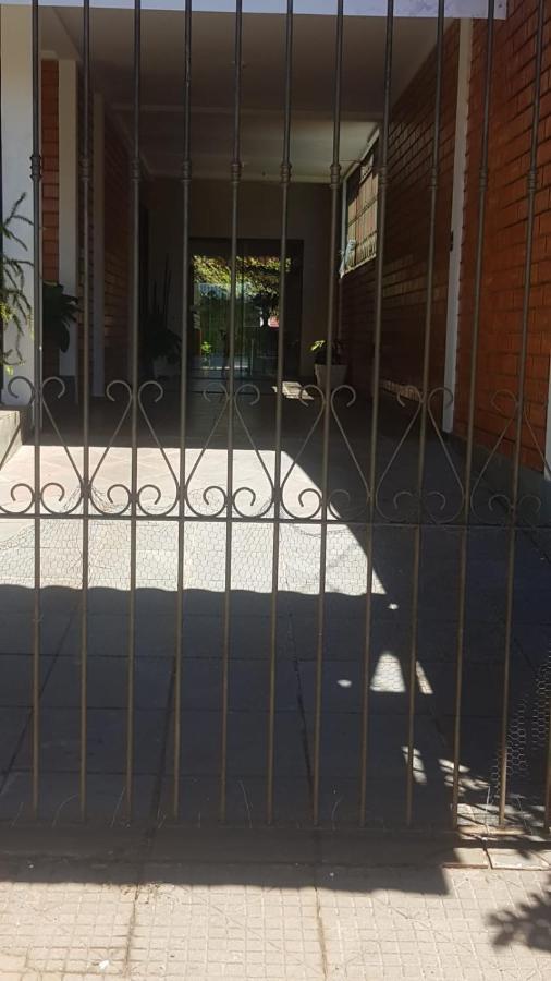Guest House La Mansion Foz do Iguacu Exterior photo
